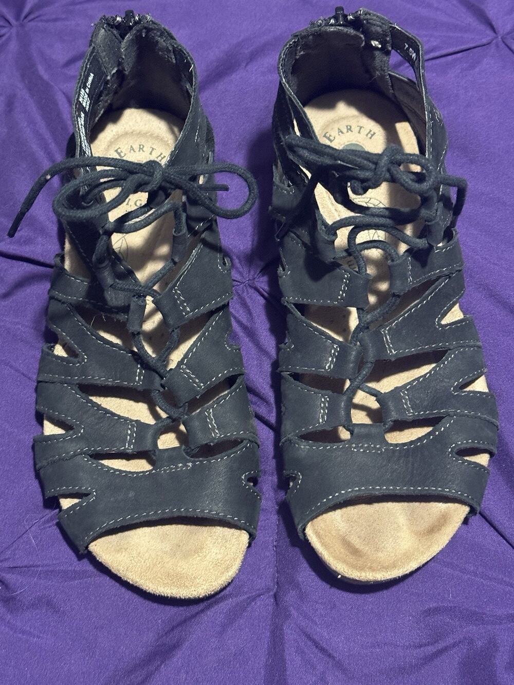 Earth Origins Black Womens Sandals Wedge Heel 7.5w Tie Closure Leather Upper EUC